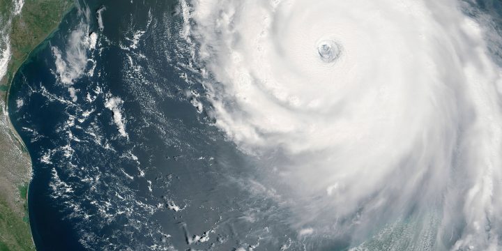 Investing - Hurricanes EOTM - Hero - 2880x1620 - 01 Jul 2022 - V1